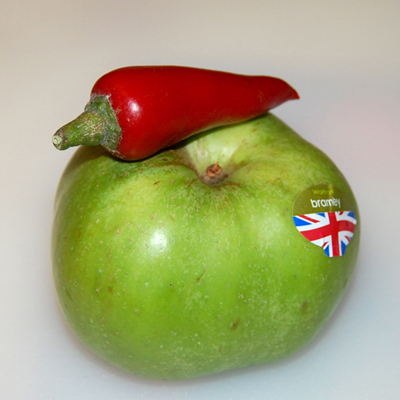 Post image for firecracker apple cake