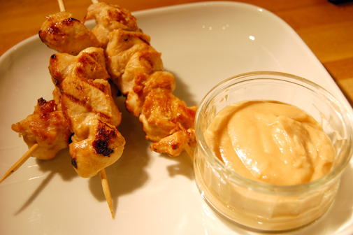 Post image for chicken satay skewers